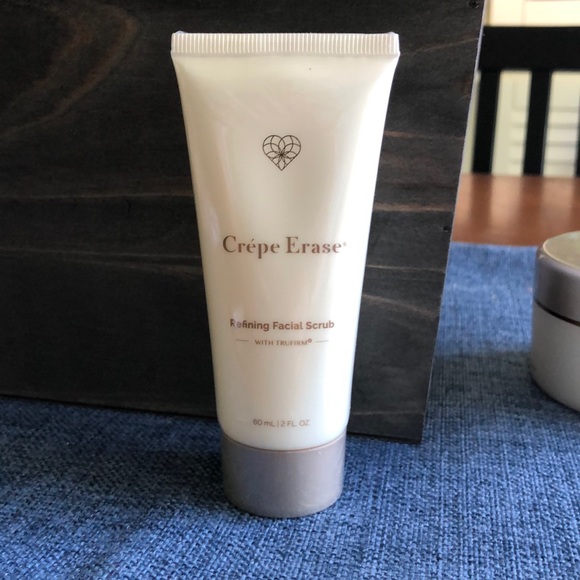 60 ML / 2 FL OZ CREPE ERASE REFINING FACIAL SCRUB - Picture 1 of 2